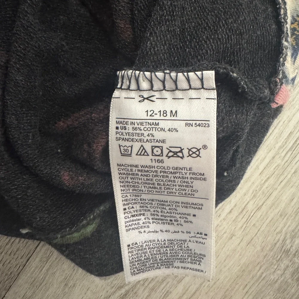 Old Navy Black and Pink Long Sleeve Dress